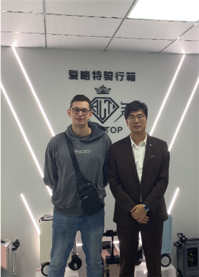 Konpayi ALIOTOP resevwa yon kliyan koperativ Ris long -pou apwofondi konsansis koperasyon.